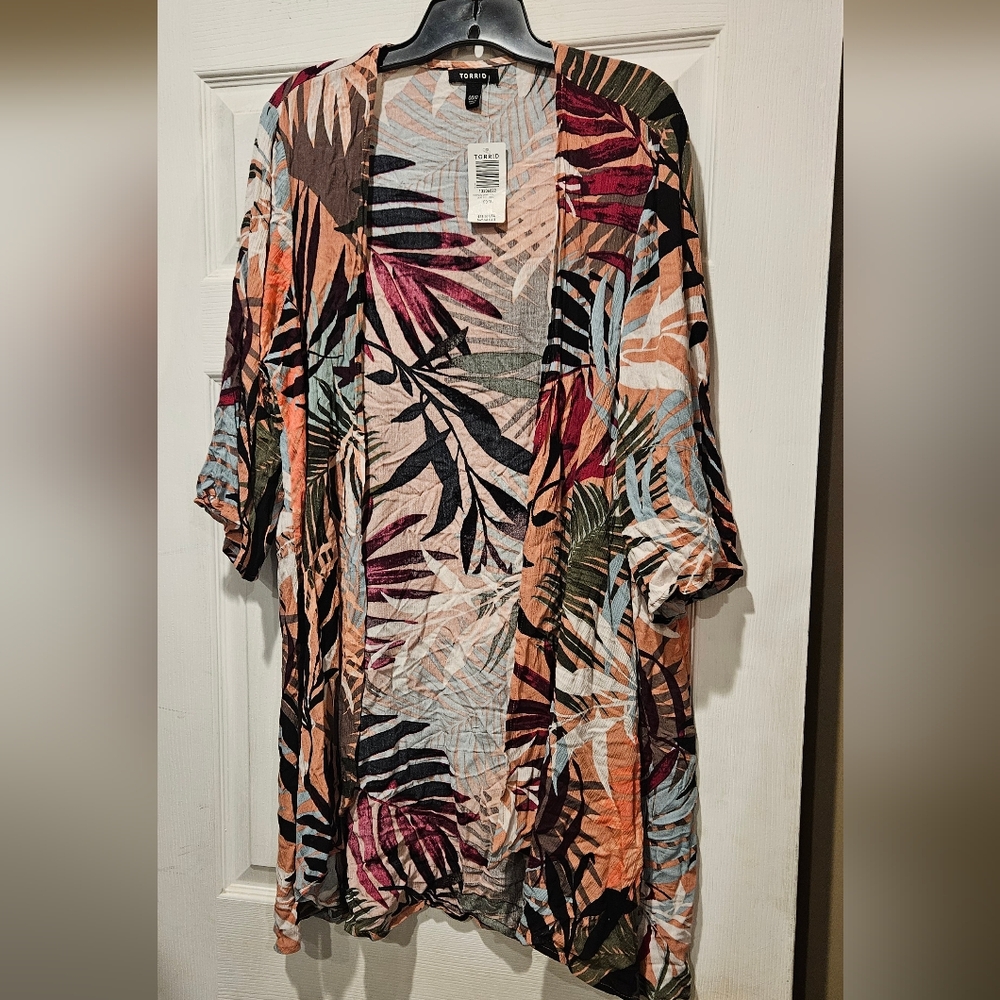 TORRID OPEN FRONT DUSTER
